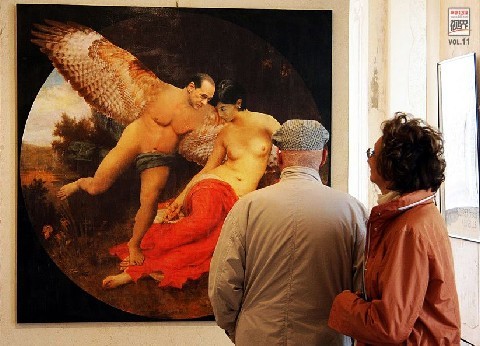 2009��4��21�գ�һ�Է򸾲ιۻ��ҷ���������ɪ�ƵĻ�������������˳��ų��ӽ�ȫ��ı�¬˹������������� ...