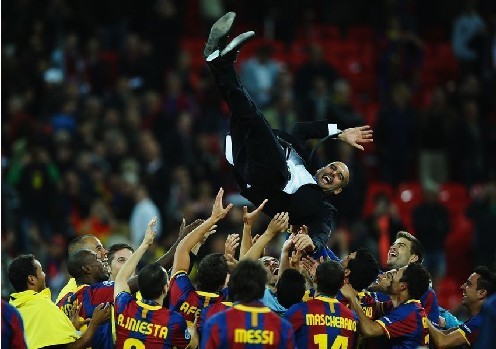 ����˧֪�ܺ��£�սʤ������µĻ����͸���ү��������3��2��ŷ�����˫����ΰҵ���ɾ����֣���һĻ�ƺ��� ...