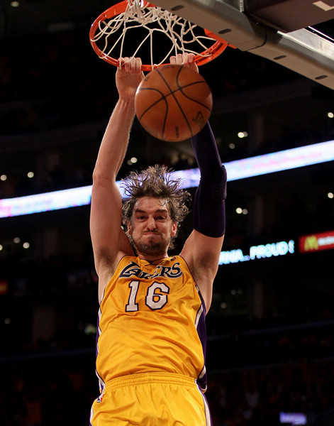 �ֵܣ��𼤶�