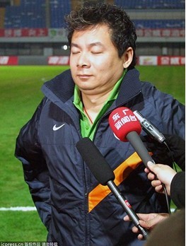 ͼΪ2008��11��30�գ��г���30�֣��Ϻ��껨2-2�㽭�̳ǣ��������ھ�ʧ֮���ۣ��쿥����ý��ɷá�