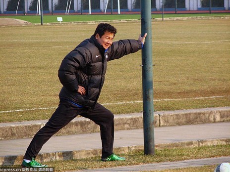 ͼΪ2008��11�£��쿥Ϊ�˰����Ϻ��껨��ȡ�����ھ��������Ϻ�ý�����������������ѹ��